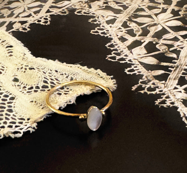 ‚Lisa’ ring mother of pearl | 925 silver