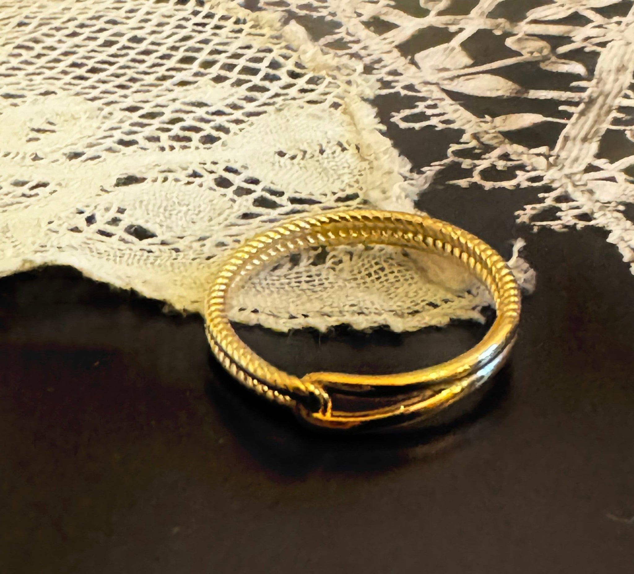 ‚Marina‘ knot ring / 24k goldplated