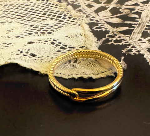 ‚Marina‘ knot ring / 24k goldplated