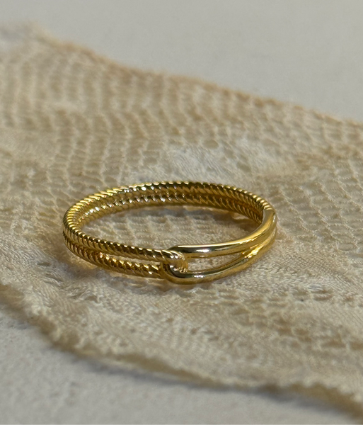 ‚Marina‘ knot ring / 24k goldplated