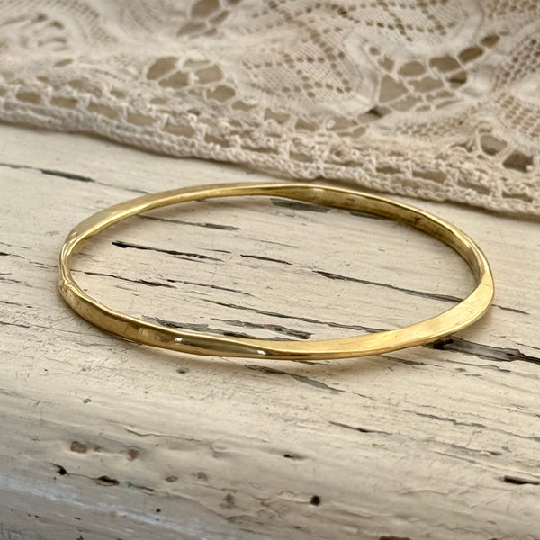 Organic gold bangle