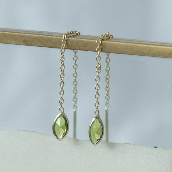 ‚Indra‘ chain drop earring / green