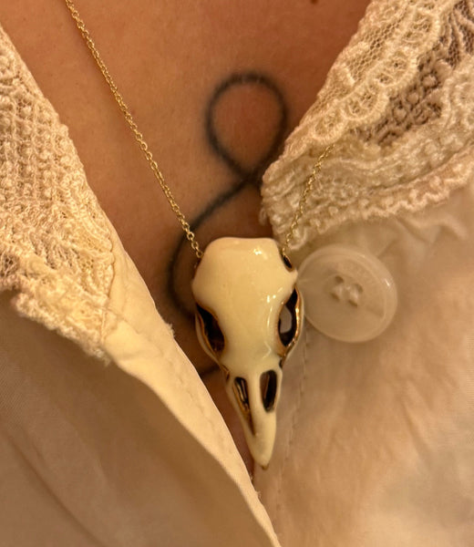 'Bird skull' white necklace | Bronze