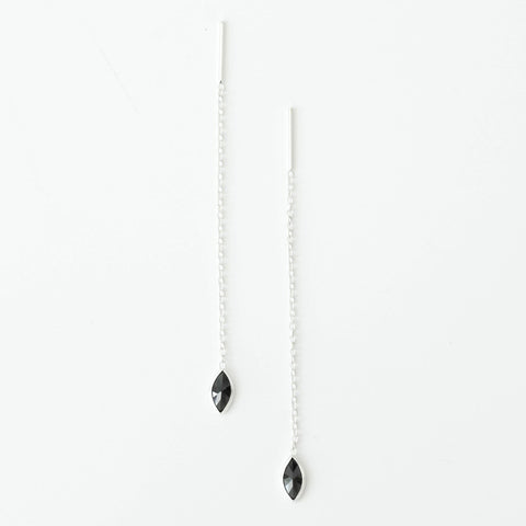 ‘Indra‘ chain drop earring / 925 silver