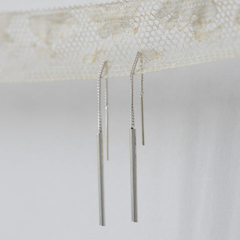 ‘Bar' Earchain / 925 silver