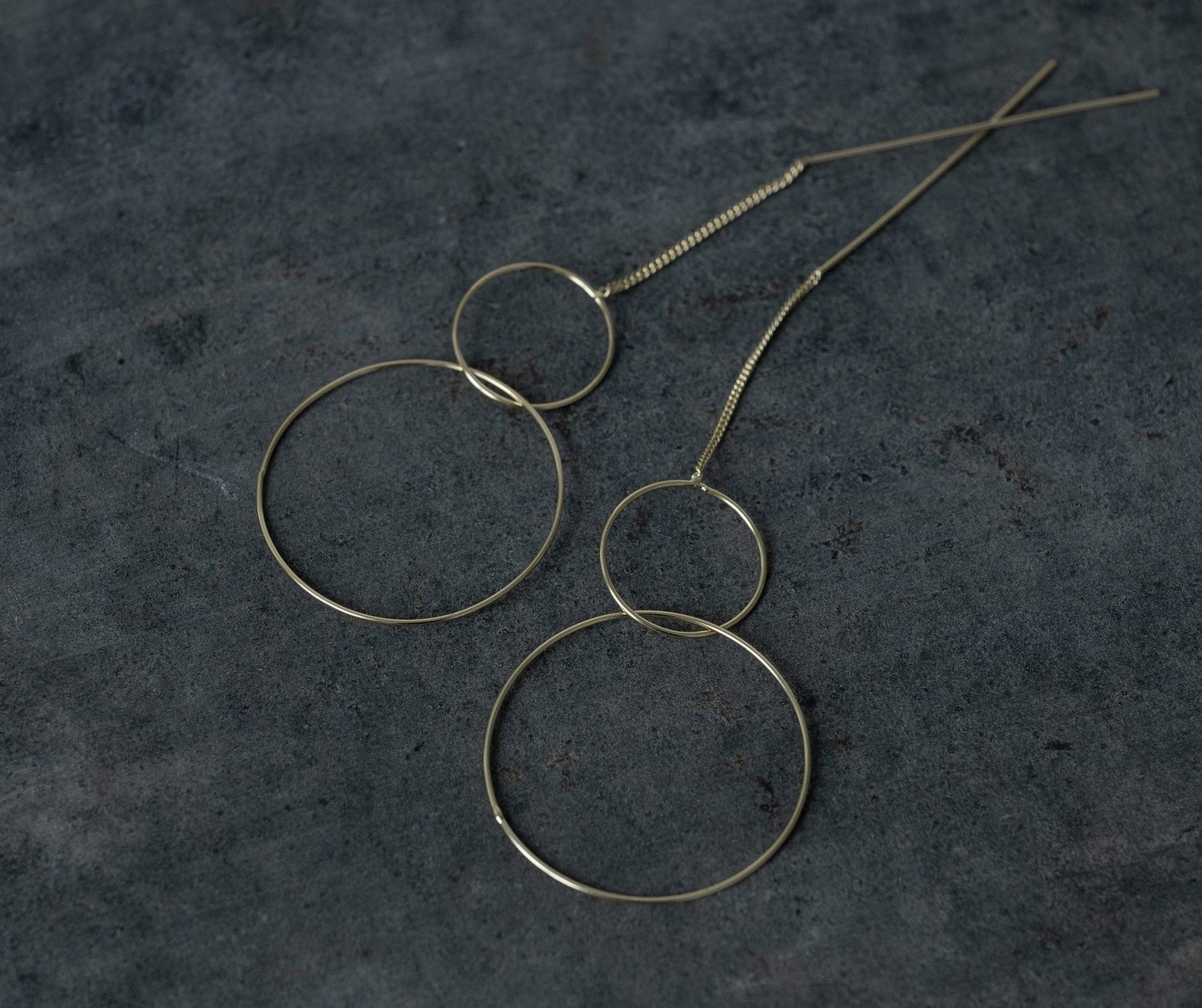 'Two rings' chain stick earrings | 24k Gold-plated