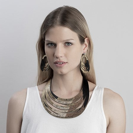 'flash' necklace | gold plastic