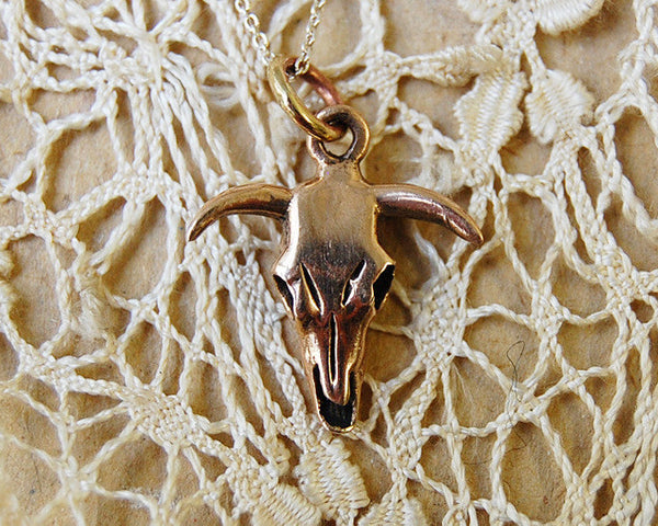 'Cow skull' necklace | Bronze