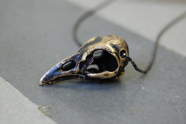 'Bird skull' black necklace | Bronze