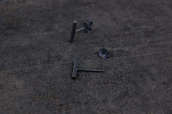 small stick earstuds | 925 silver oxidized