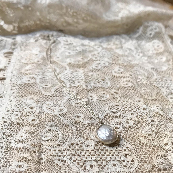 'Coin pearl' necklace | 24k Gold-plated