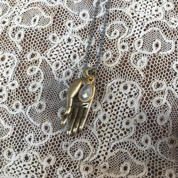 Moonstone | 'buddha hand' necklace | bronze