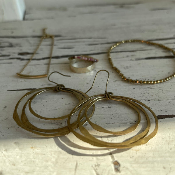 'Organic circles' earrings | silver patina