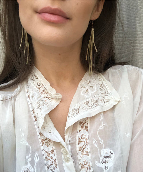 'Argentine stamen' earrings | oxidized copper