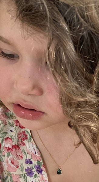 emerald | small necklace | 24k gold-plated