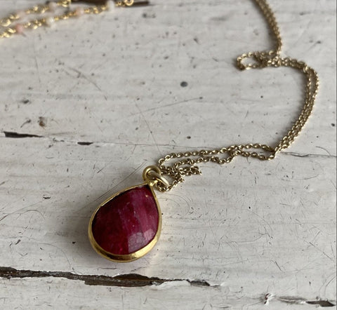 ruby | stone necklace | 24k gold-plated