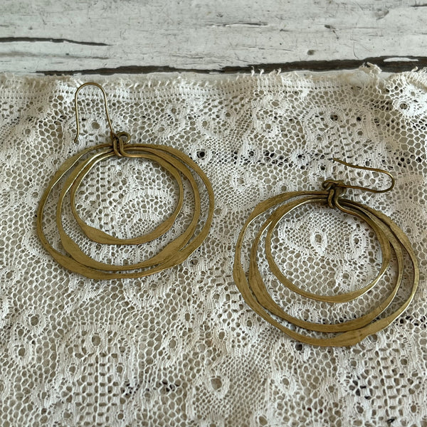 'Organic circles' earrings | silver patina