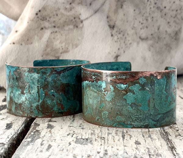 Cuff bracelet | medium | Turquoise patina