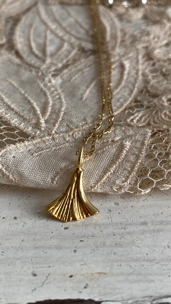 Gingko leaf necklace | silver gold plated