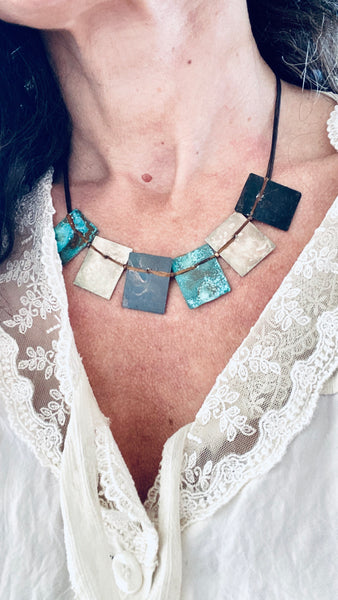 'Multicolor plates' necklace | Copper