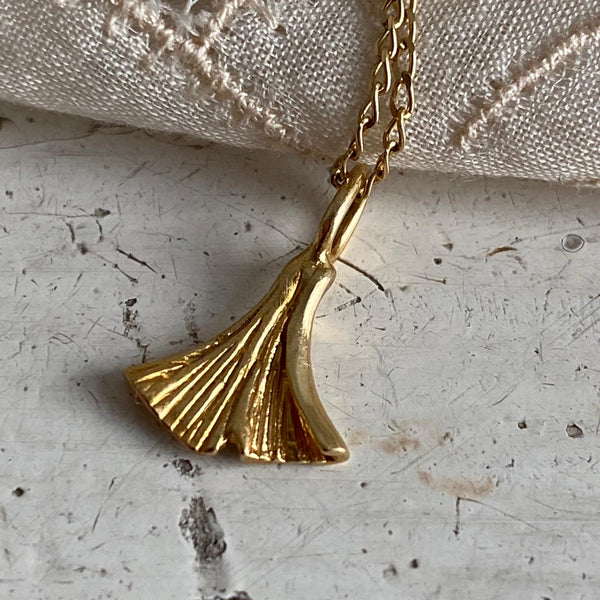 Gingko leaf necklace | silver gold plated