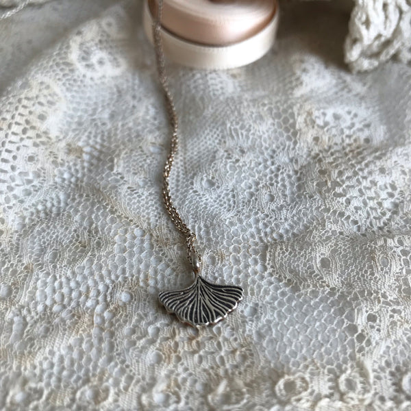 'ginkgo leaf' necklace | 925 silver