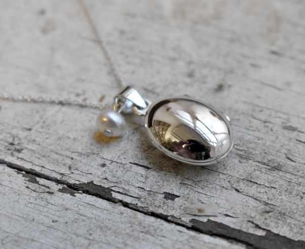 'locket & pearl' necklace | 925 silver