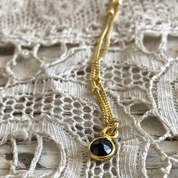 small onyx | necklace | 24k gold-plated