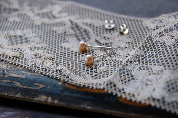 'rose pearl' earstuds | 925 silver